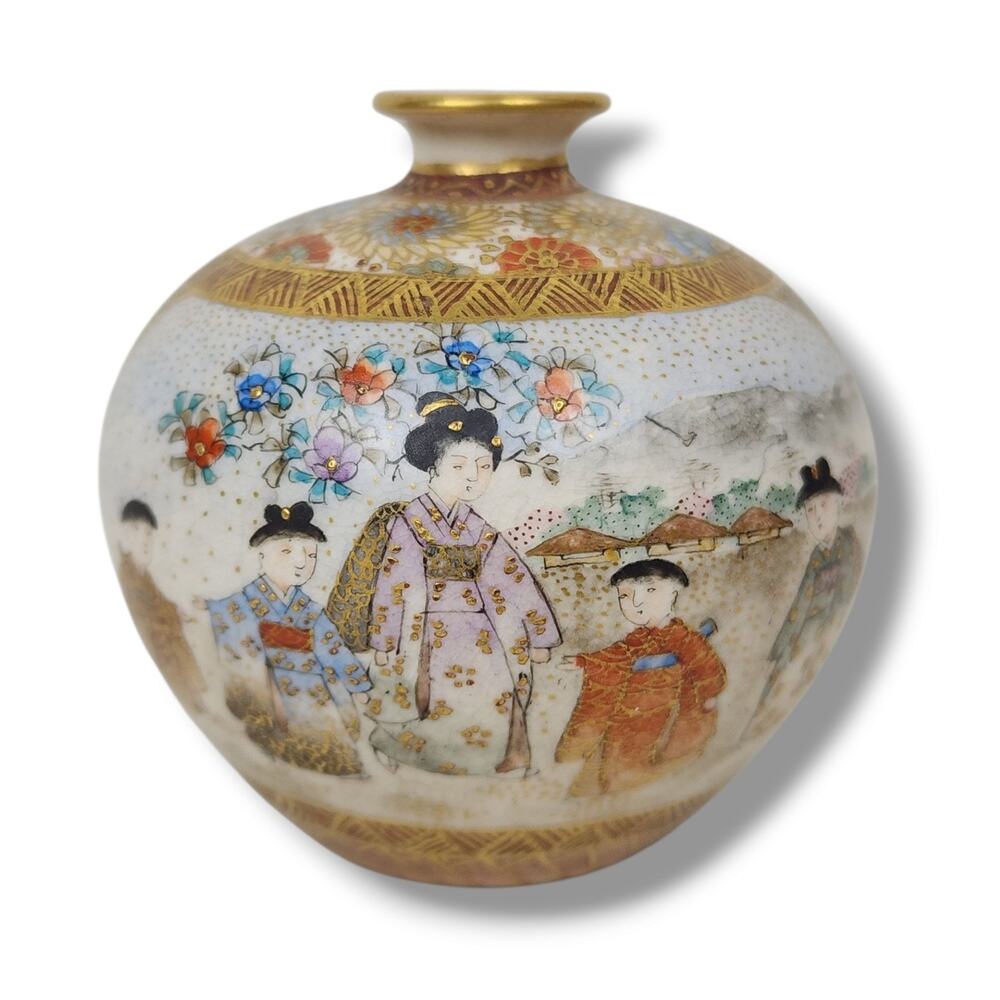 Japanese Satsuma Meiji Porcelain Bud Vase Gold Gilt 2.5" Ball Floral Family Rust